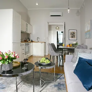 Gem By Castle Apartamento
