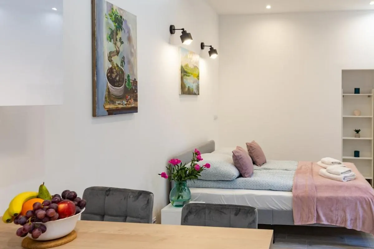 Great Base To Explore Cracow Krakow Apartment
