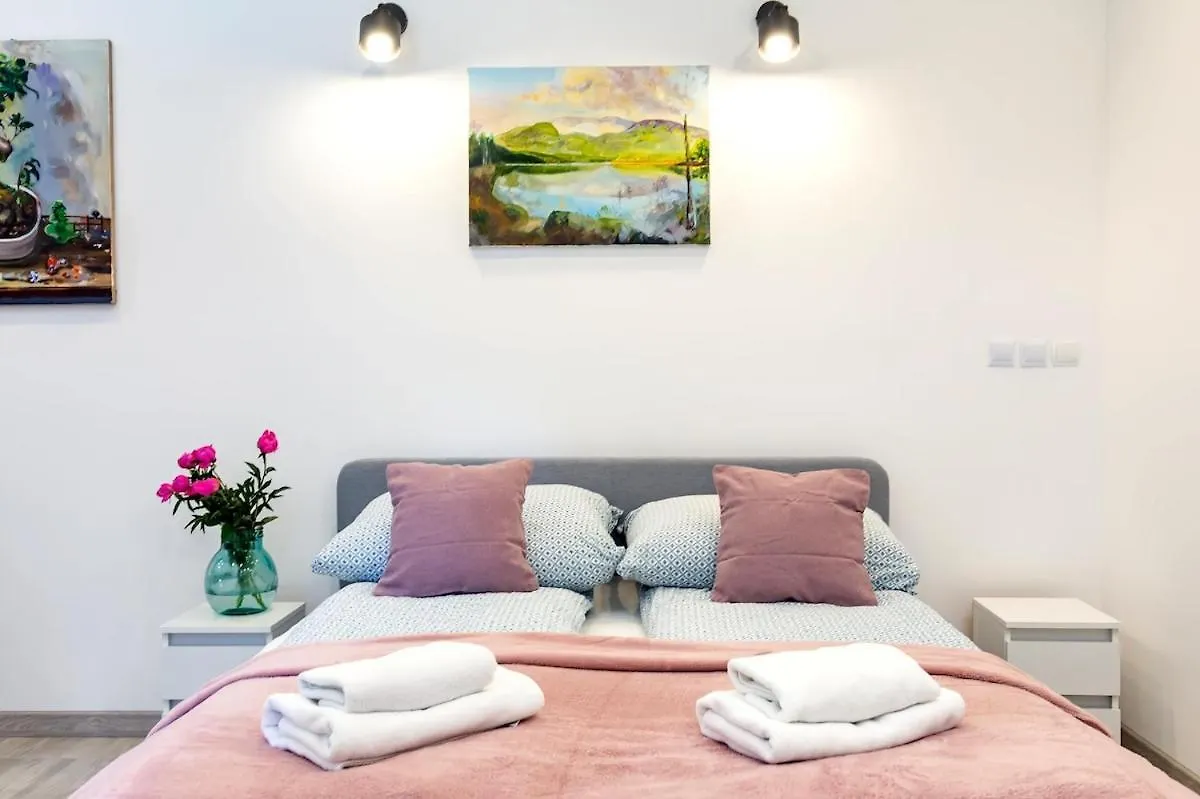 Great Base To Explore Cracow Krakow Apartment